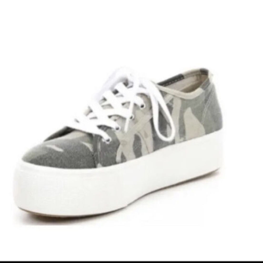 Platform Camo Lace-Up Sneaker in Gray